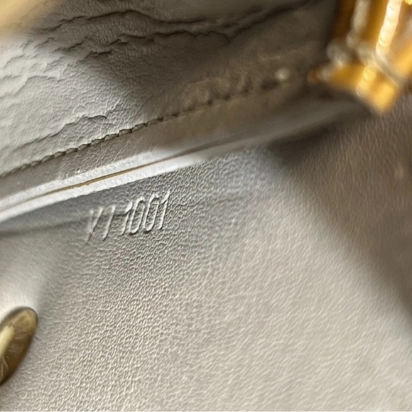 Louis Vuitton LV Vernis Flower Lexington Pouchette, Aftermarket Chain with COA - Picture 12 of 13